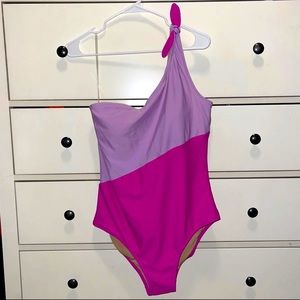 NEW old navy one piece swimsuit